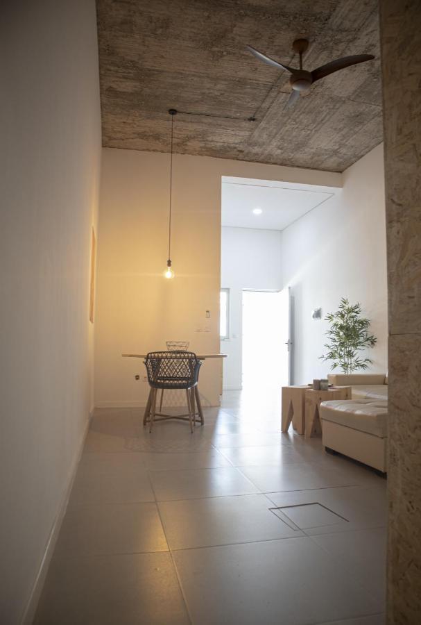 Apartamento encantador com pequeno pátio escondido Espargos Exterior foto